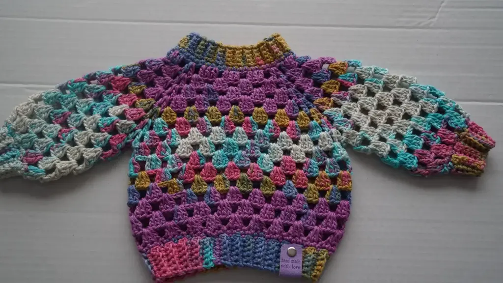 [DMR-KT-11] Crocheted Children’s Sweater