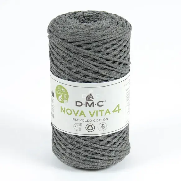 DMC Nova Vita nr.4 250g