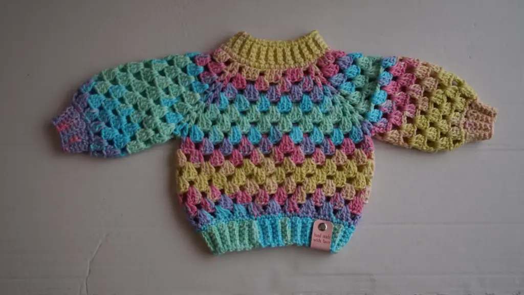 [DMR-KT-15] Crocheted Children’s Sweater