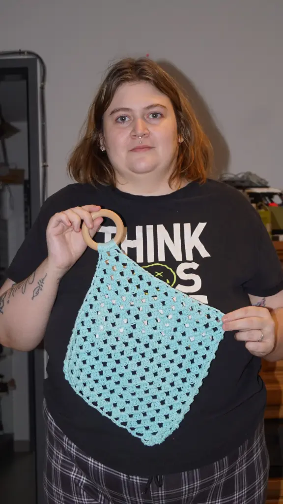 [DMR-KD-TUQUOISE] Crocheted Cuddle Blanket